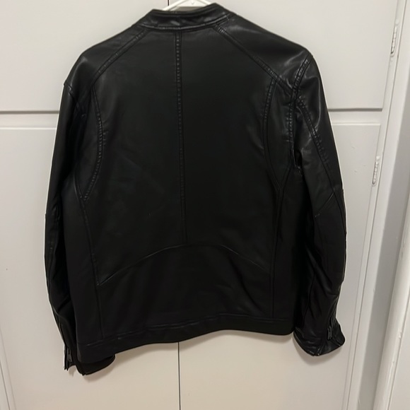 Marc Anthony leather jacket used* size small - Picture 2 of 3